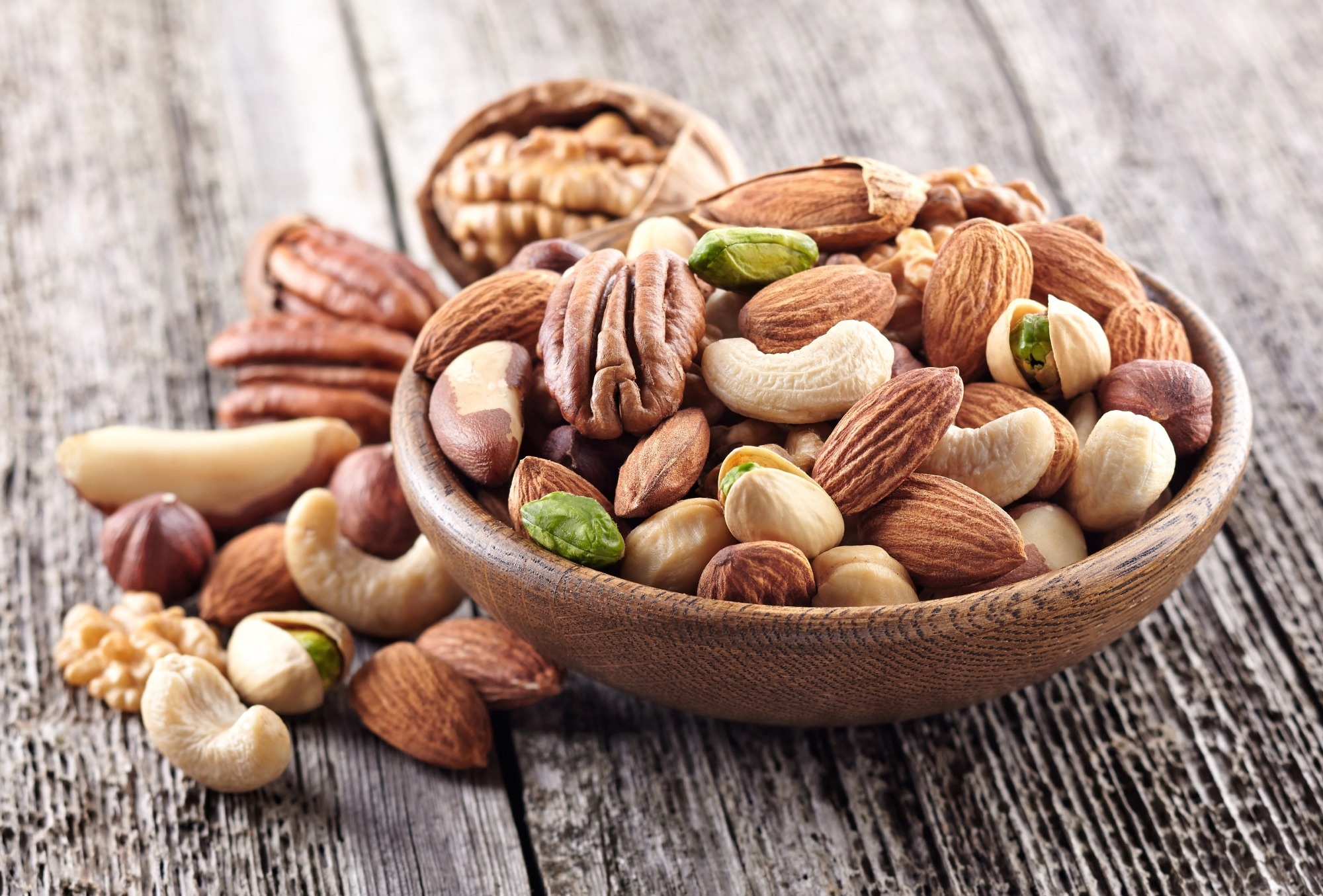 Study: Long-Term Consumption of Nuts (Including Peanuts, Peanut Butter, Walnuts, and Other Nuts) in Relation to Risk of Frailty in Older Women: Evidence from a Cohort Study. Image Credit: Dionisvera/Shutterstock