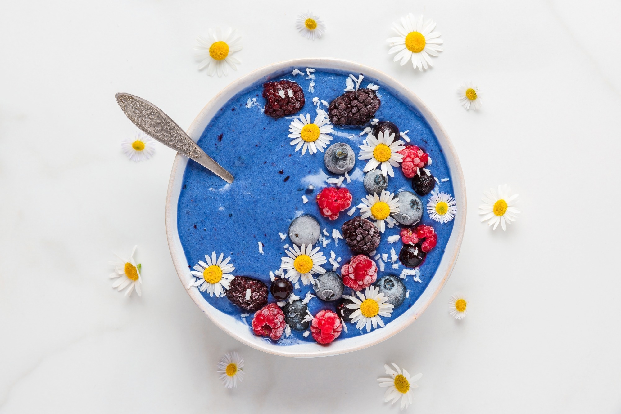 Study: Attitudes of consumers toward Spirulina and açaí and their use as a food ingredient. Image Credit: artem evdokimov / Shutterstock