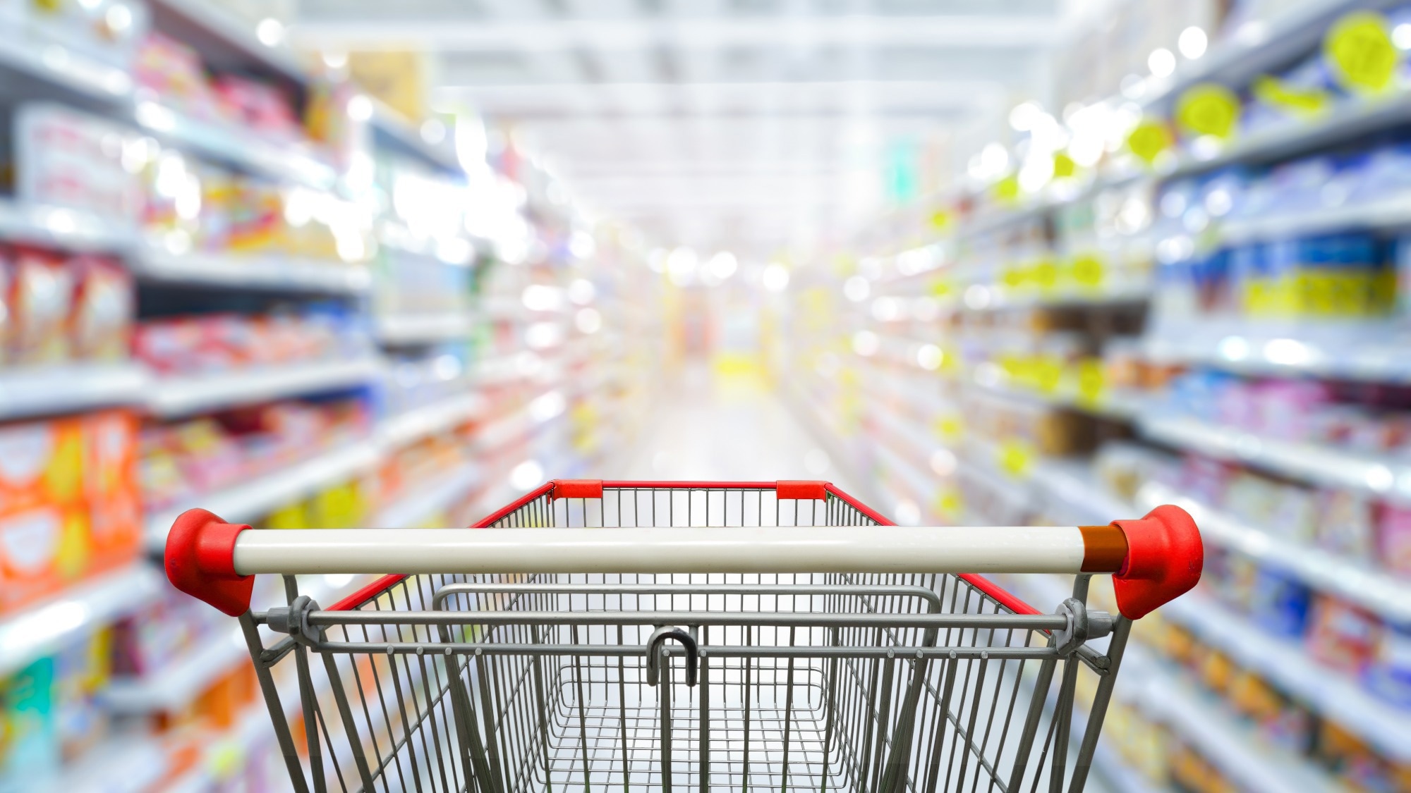 مطالعه: هدف اولیه رفاه خریداران در فروشگاه های مواد غذایی: حرکت به سمت انتخاب های غذایی سالم تر؟  اعتبار تصویر: nonc/Shutterstock.com