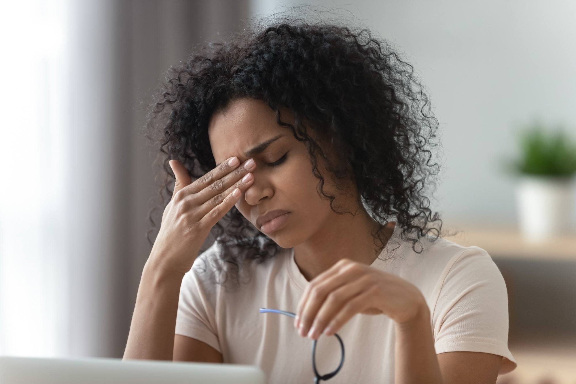 Study: Population Based Characterization of Menstrual Migraine and Proposed Diagnostic Criteria. Image Credit: fizkes / Shutterstock.com