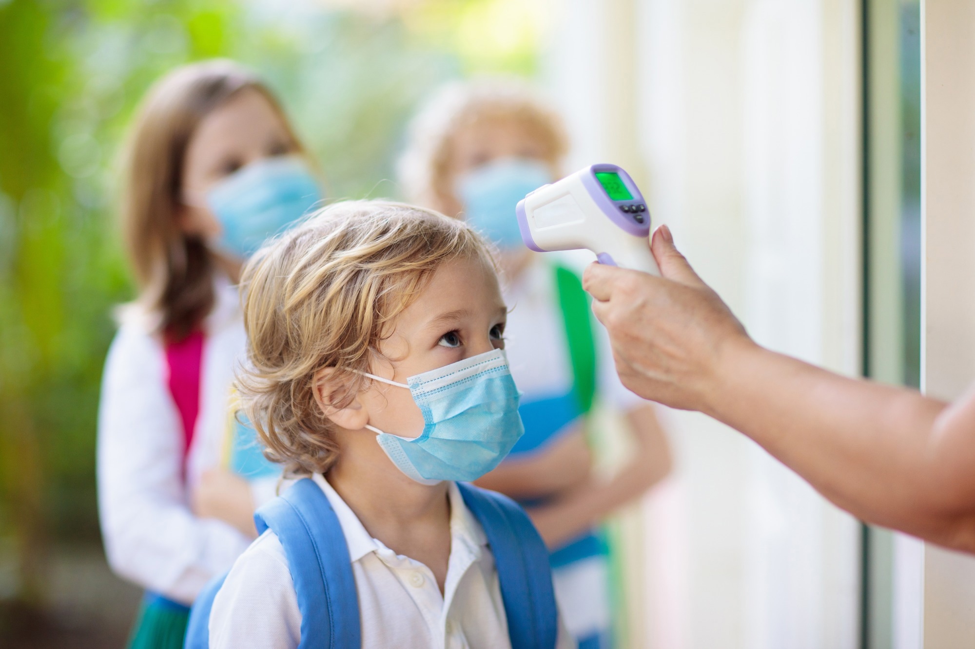 Étude : persistance virale chez les enfants infectés par le SRAS-CoV-2 : données actuelles et stratégies de recherche futures.  Crédit d'image : FamVeld / Shutterstock.com