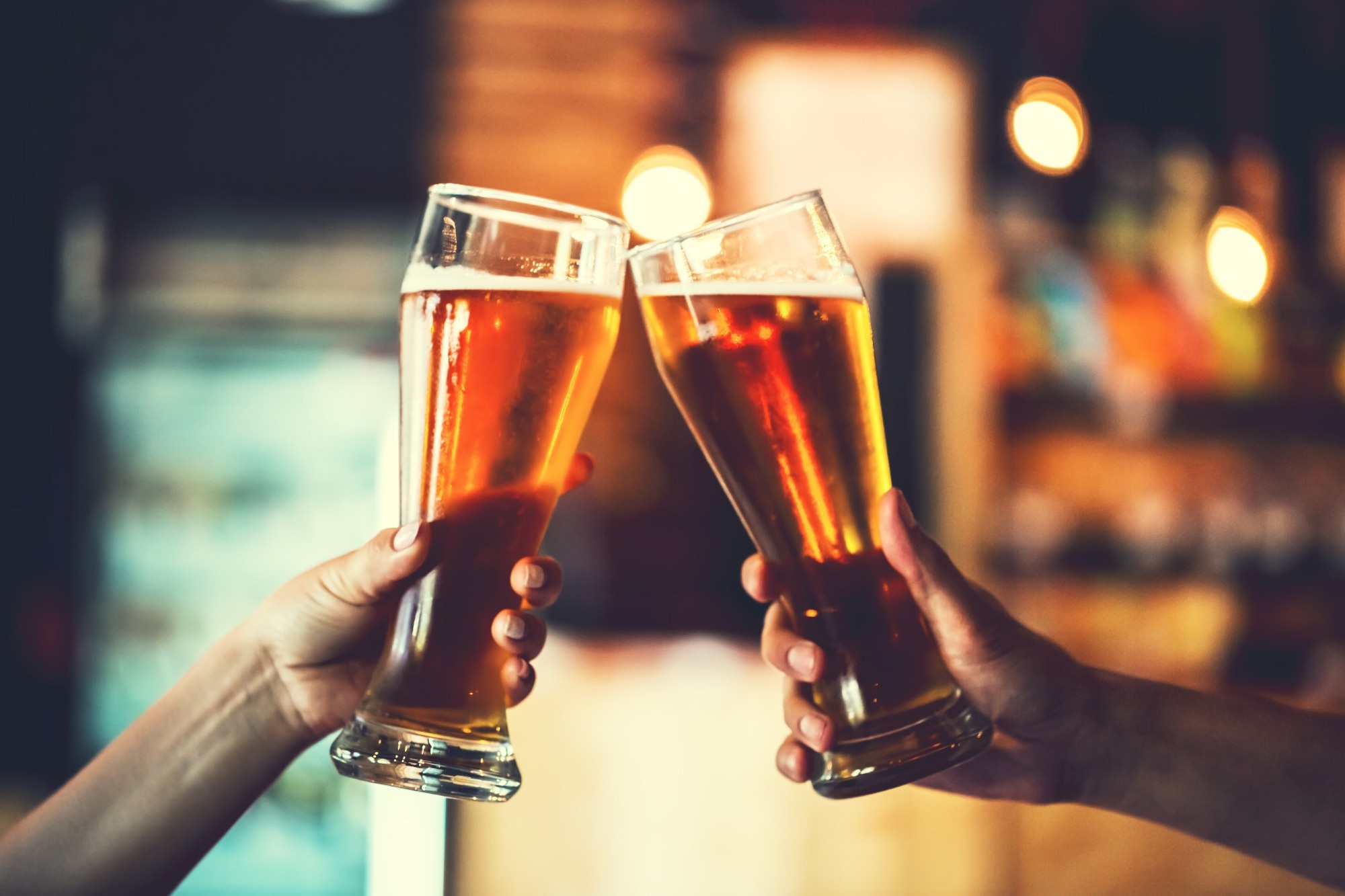 Study: The relationship between alcohol consumption and health: J-shaped or less is more? Image Credit: Ievgenii Meyer / Shutterstock.com