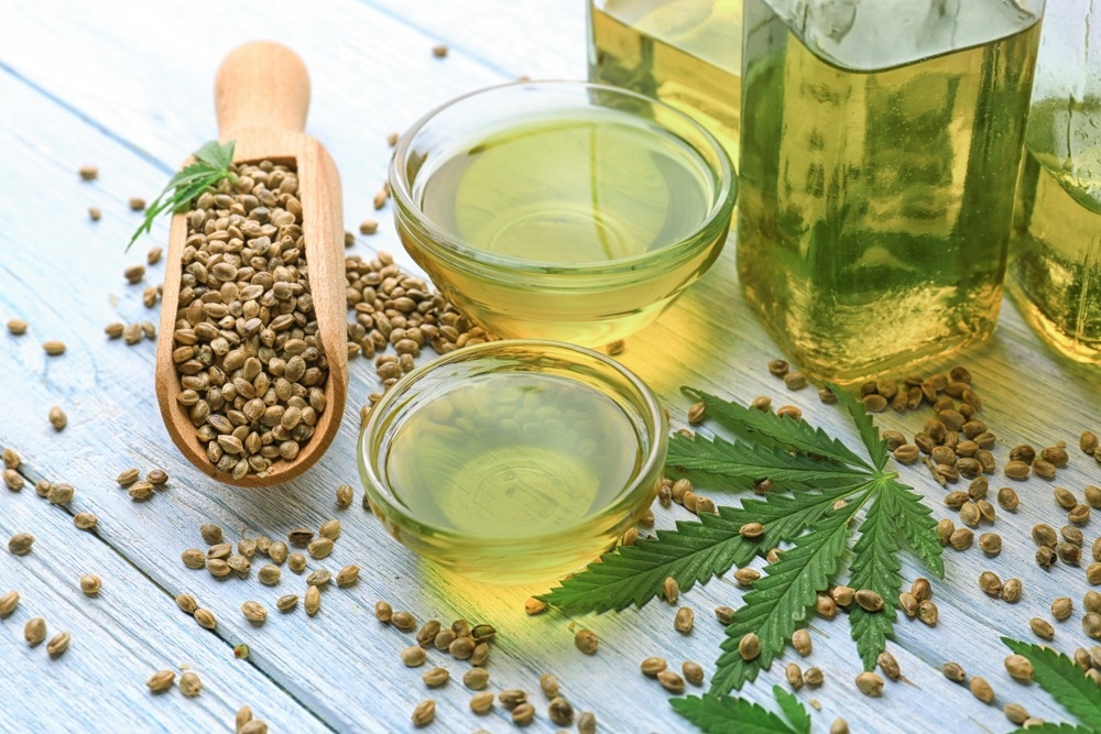 Study: Determining Antioxidant Activity of Cannabis Leaves Extracts from Different Varieties—Unveiling Nature’s Treasure Trove. Image Credit: Africa Studio/Shutterstock.com