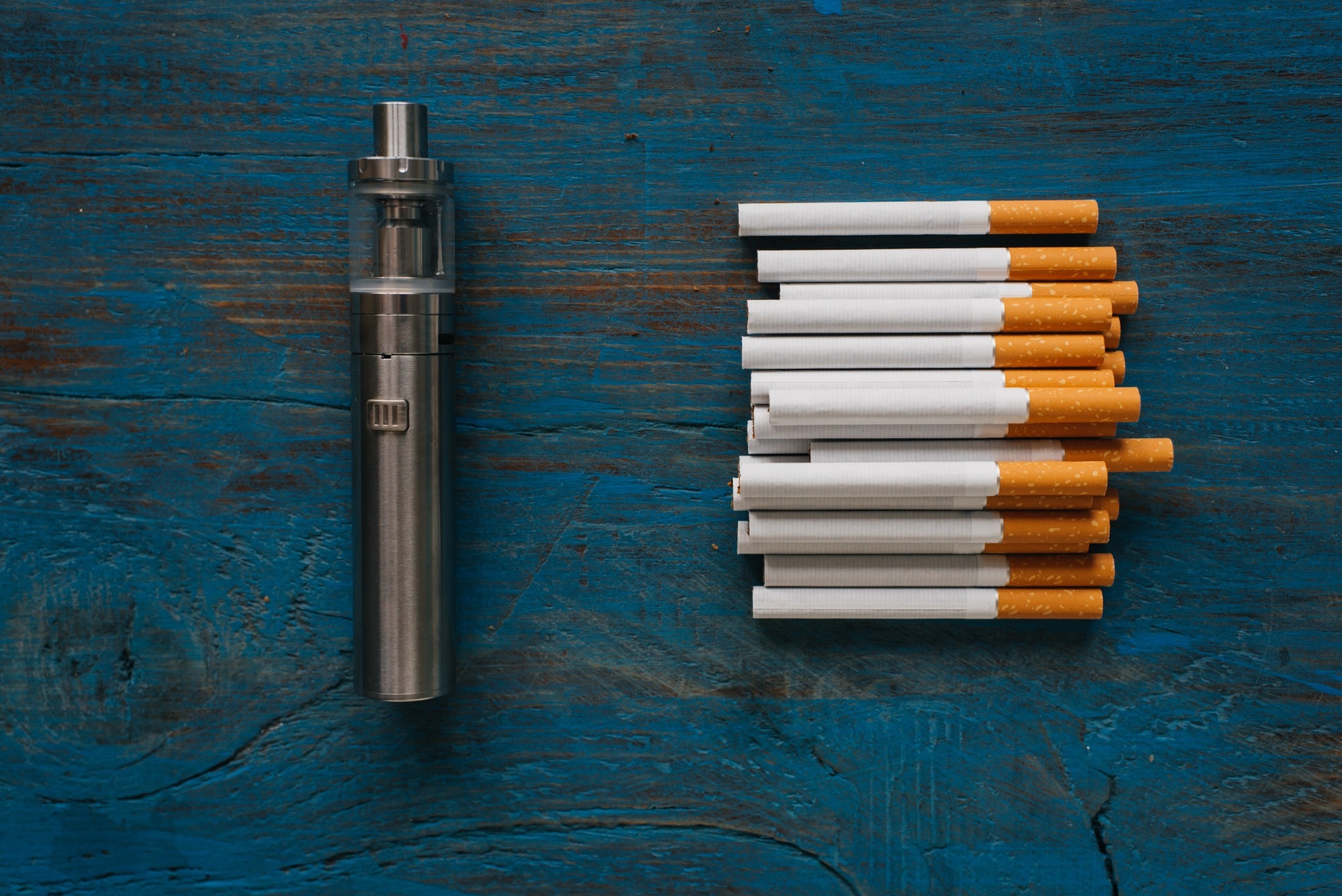 Study: Effects of reduced-risk nicotine-delivery products on smoking prevalence and cigarette sales: an observational study. Image Credit: Lumen Photos / Shutterstock