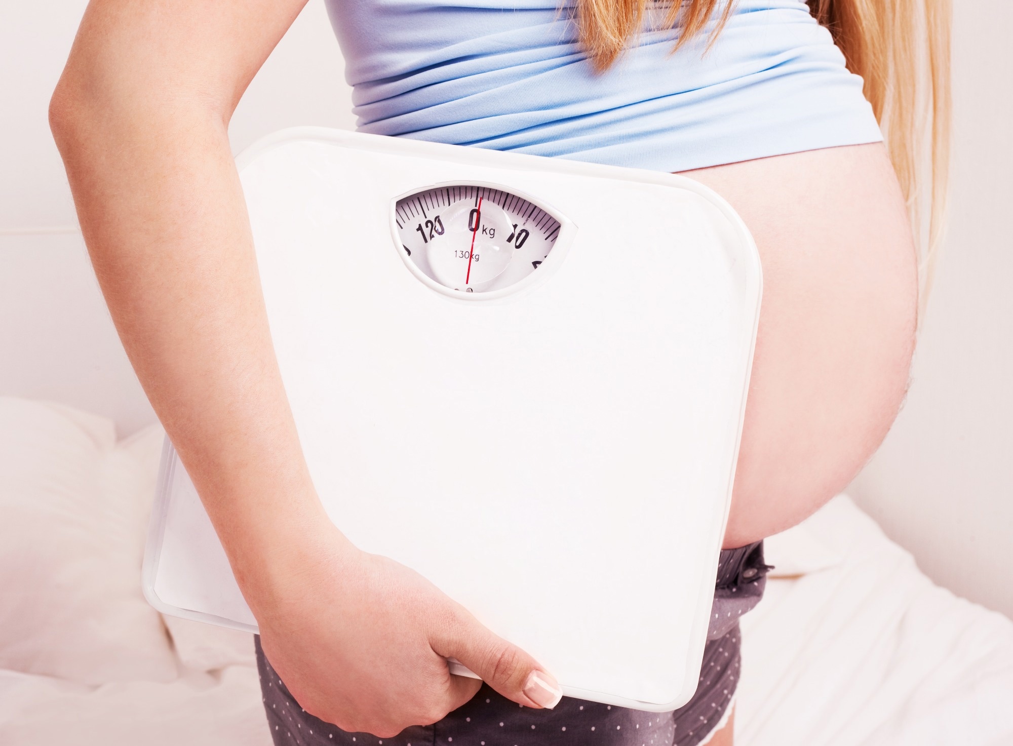 Benefits of postpartum dietary intervention on weight management in obese women