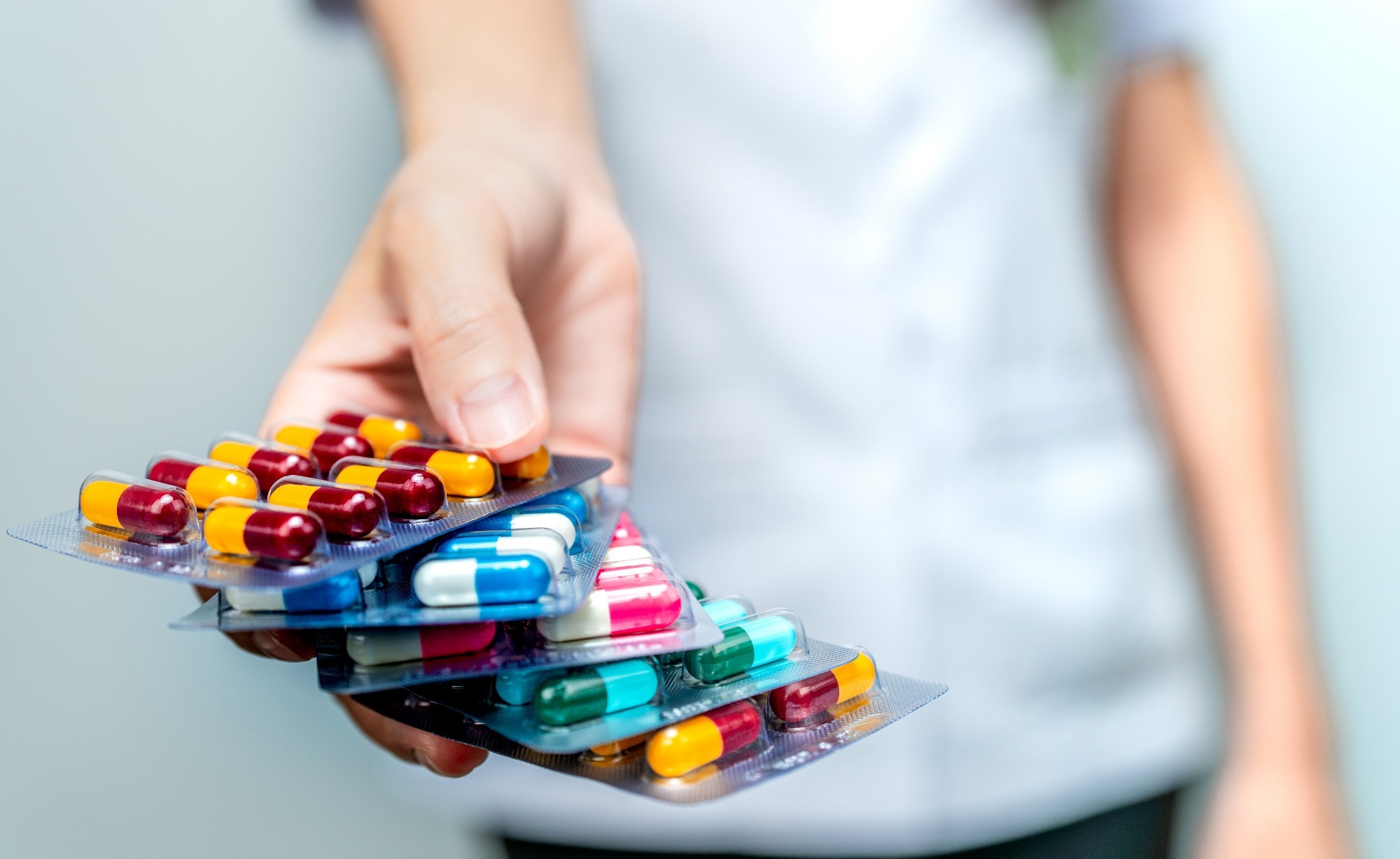 Study: The uncertain role of substandard and falsified medicines in the emergence and spread of antimicrobial resistance. Image Credit: Fahroni/Shutterstock.com