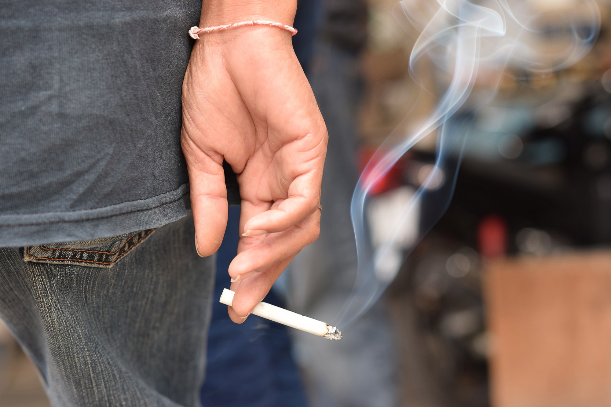 Study: Smoking Induces a Decline in Semen Quality and the Activation of Stress Response Pathways in Sperm. Image Credit: Oteera / Shutterstock