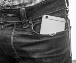 Study links heavy mobile phone use to lower sperm count