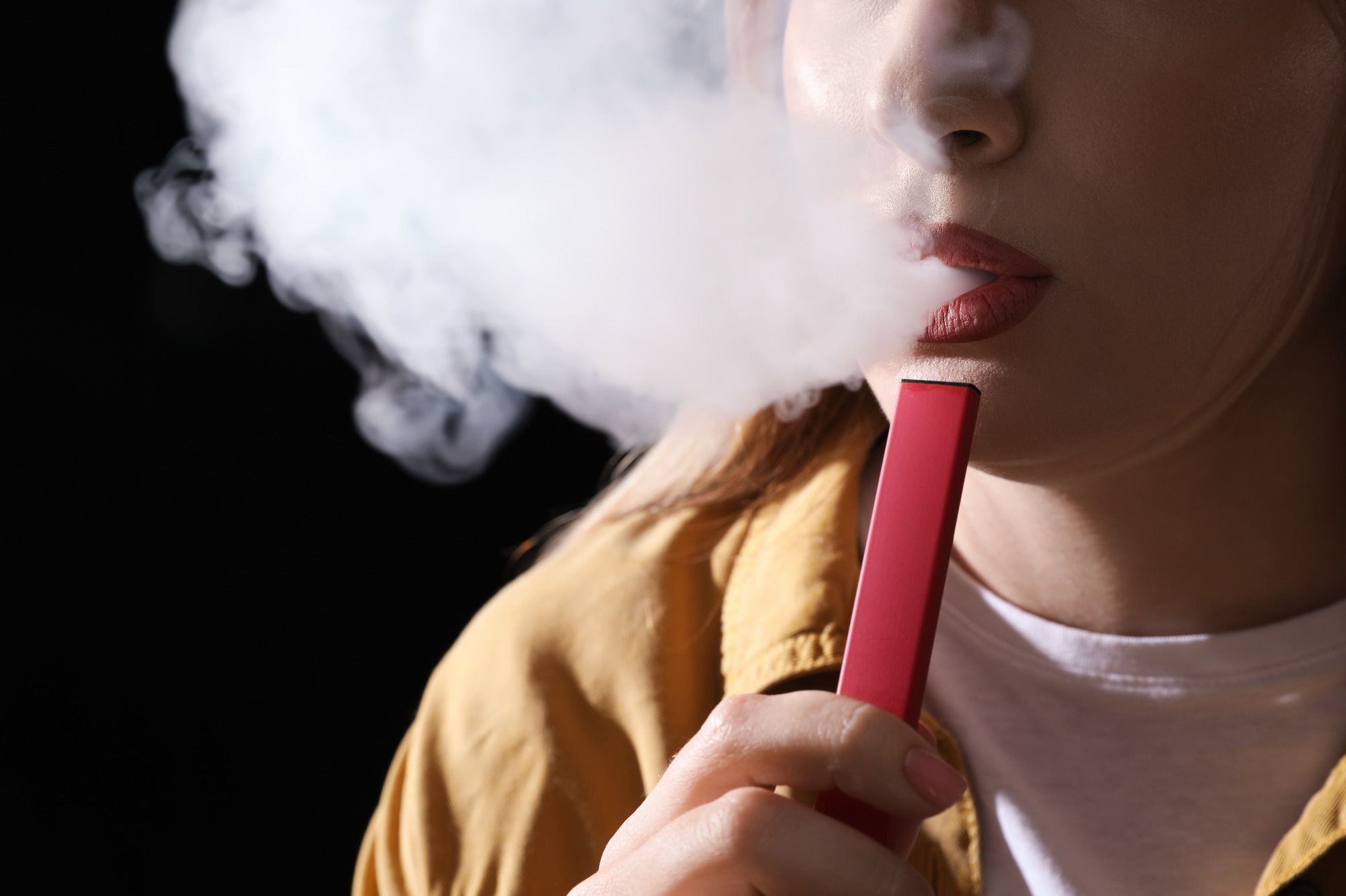 Study: Global health survey of people who vape and never smoked. Protocol for the Vaping Effects: Real-world InTernAtional Surveillance (VERITAS) Study. Image Credit: New Africa / Shutterstock.com