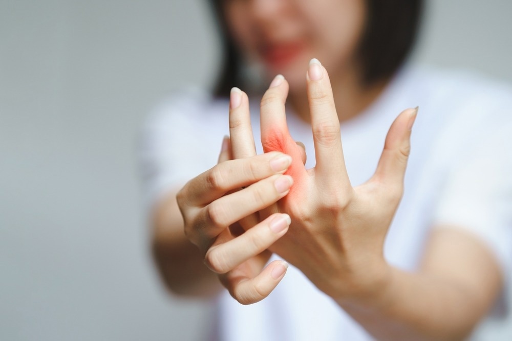 Study: Deconstruction of rheumatoid arthritis synovium defines inflammatory subtypes. Image Credit: Oporty786/Shutterstock.com