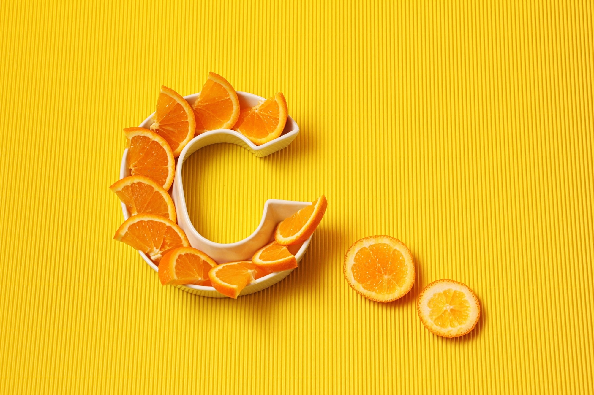 Study: Vitamin C reduces the severity of common colds: a meta-analysis. Image Credit: Gargonia/Shutterstock.com