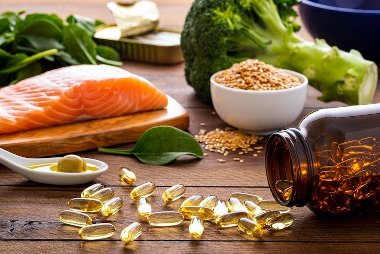 Healthy fats from fish and nuts may slow lung scarring, delay transplants