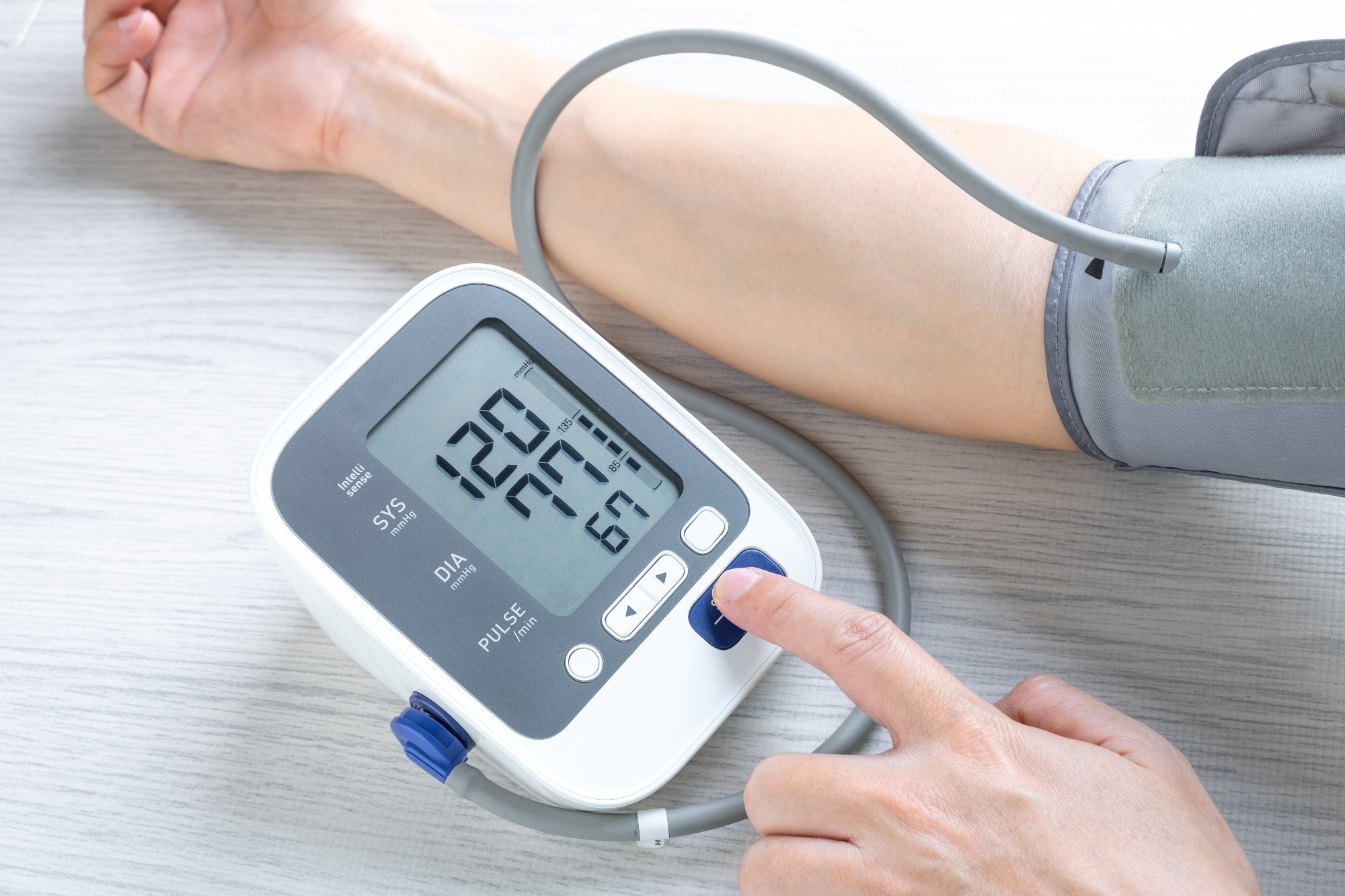 Study: Major lipids and lipoprotein levels and risk of blood pressure elevation: a Mendelian Randomisation study. Image Credit: Me dia/Shutterstock.com
