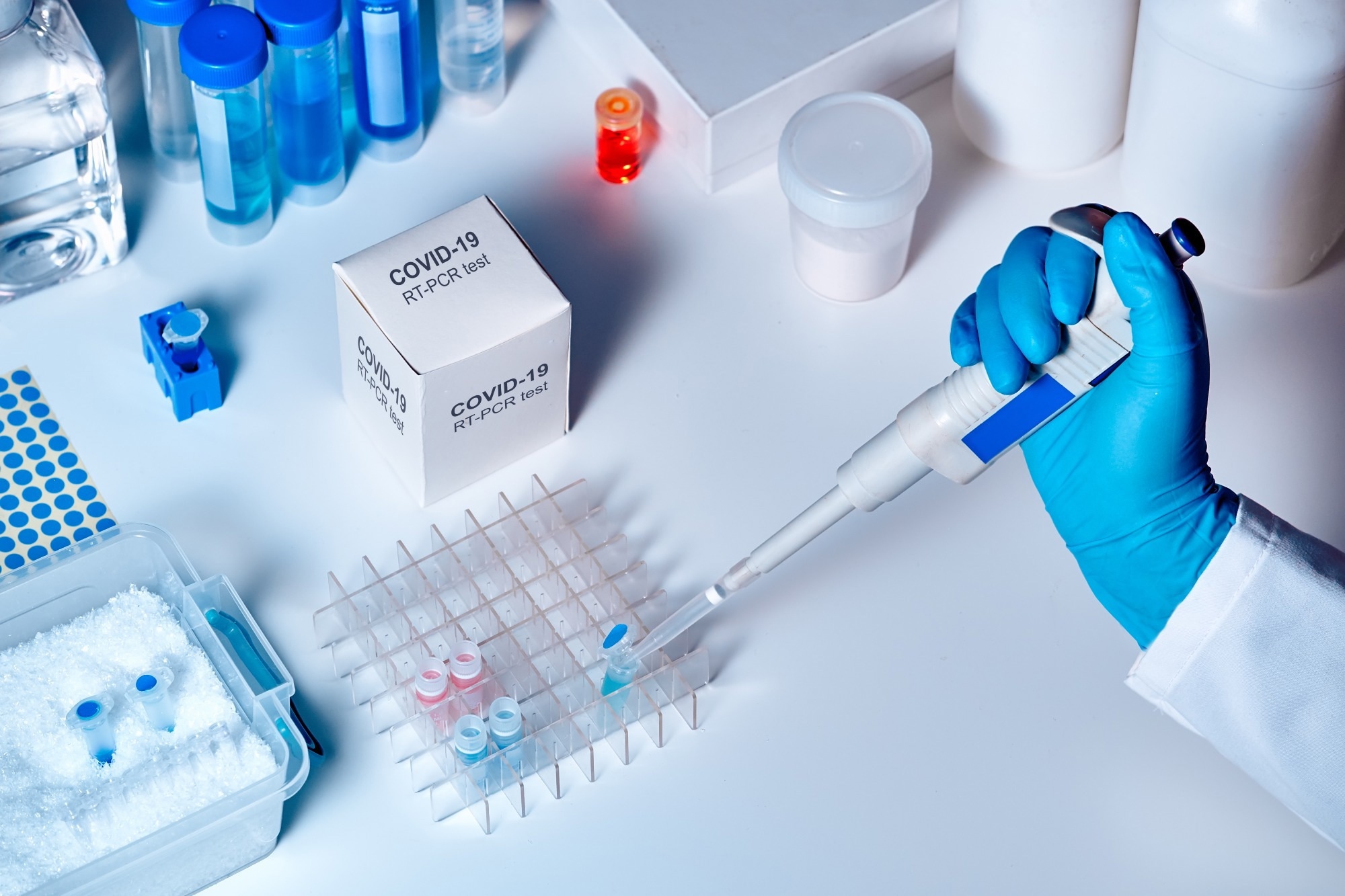 Study: RT-PCR genotyping assays to identify SARS-CoV-2 variants in England in 2021: a design and retrospective evaluation study, Image Credit: tilialucida / Shutterstock.com