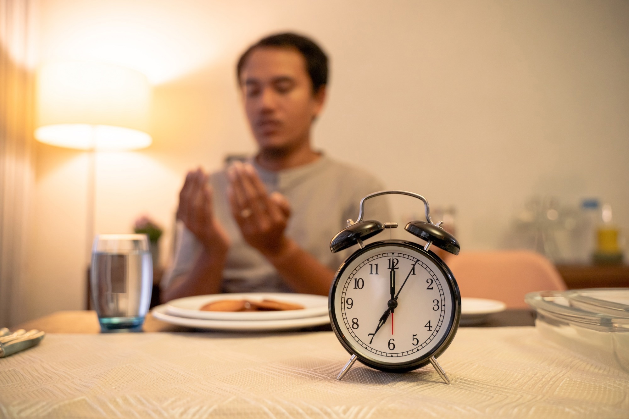 Study: Ramadan Fasting Metabolism and Chronic Disease Risk.  Image credit: Odua Images/Shutterstock
