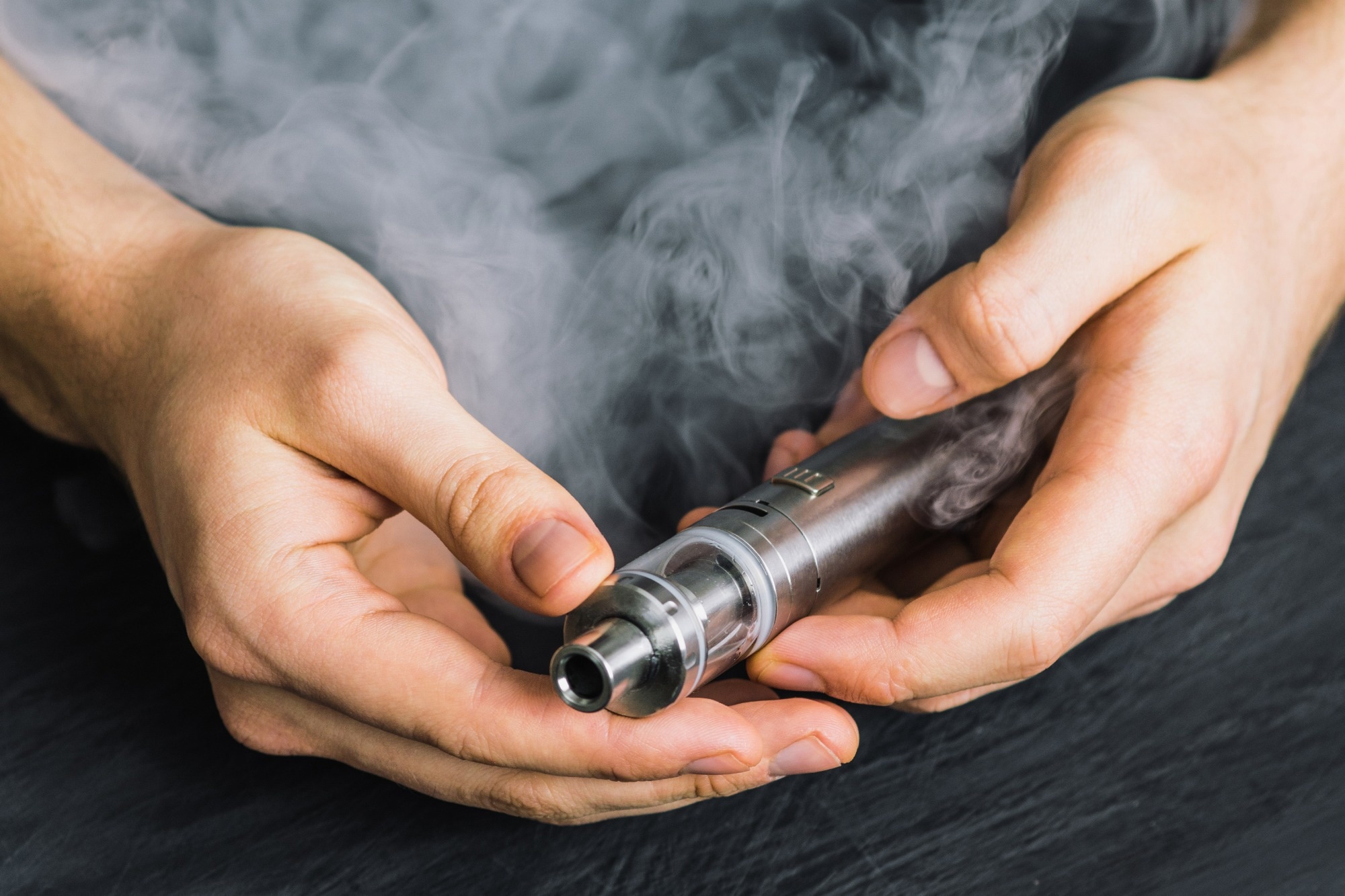 Study: Trends in Current Electronic Cigarette Use Among Youths by Age, Sex, and Race and EthnicityImage Credit: Dmytro Tyshchenko / Shutterstock