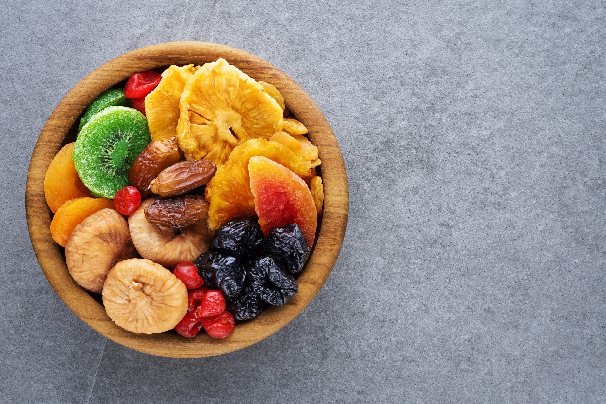 Study: Causal association between dried fruit intake and risk of osteoarthritis: A Mendelian randomization study. Image Credit: vitals/Shutterstock.com