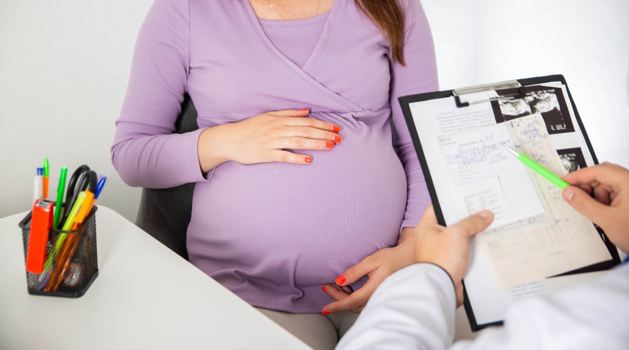 ​​​​​​​Study: Impact of prenatal maternal depression on gestational length: post hoc analysis of a randomized clinical trial. Image Credit: HenadziPechan/Shutterstock.com
