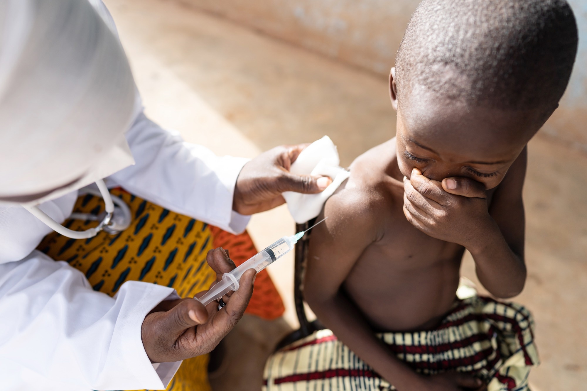 Study: Contribution of vaccination to improved survival and health: modelling 50 years of the Expanded Programme on Immunization. Image Credit: Riccardo Mayer / Shutterstock