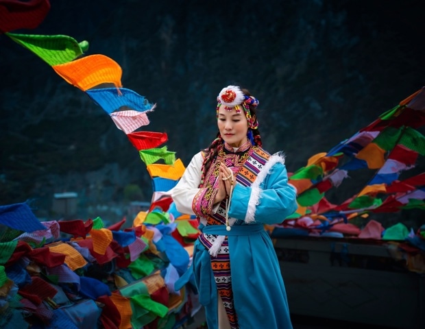 Tibetan women’s high-altitude adaptations drive greater reproductive success